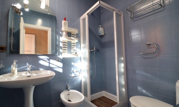 Resale - Villa - Orihuela Costa - MUY CERCA DE LA PLAYA