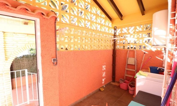 Resale - Villa - Orihuela Costa - MUY CERCA DE LA PLAYA