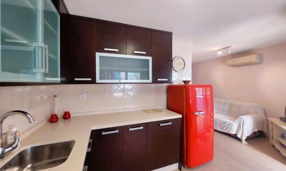 Resale - Apartment - Torrevieja - Playa de los Locos