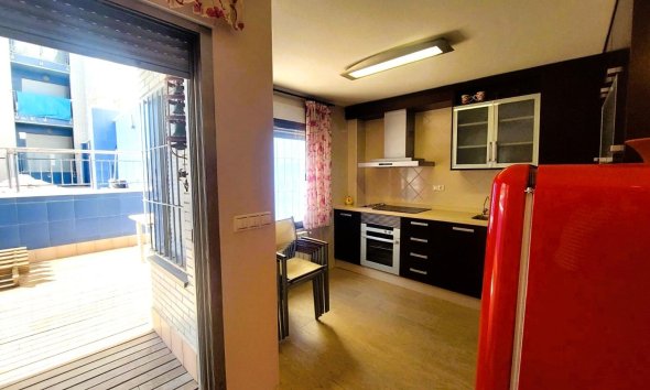 Resale - Apartment - Torrevieja - Playa de los Locos