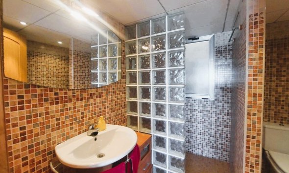 Resale - Apartment - Torrevieja - Playa de los Locos