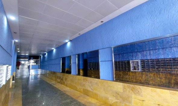 Resale - Apartment - Torrevieja - Playa de los Locos