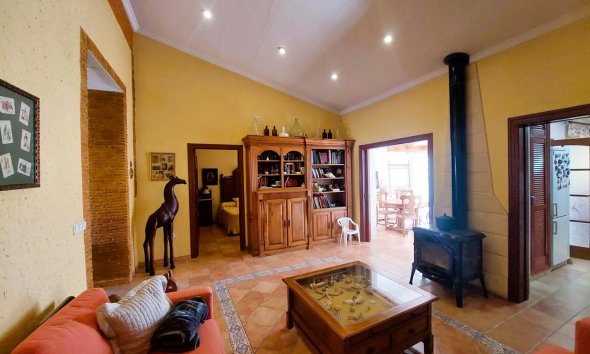 Resale - Villa - Torrevieja - Centro