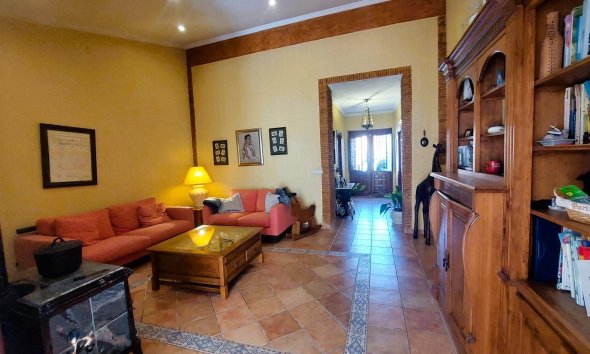 Resale - Villa - Torrevieja - Centro