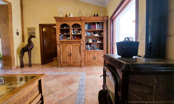 Resale - Villa - Torrevieja - Centro