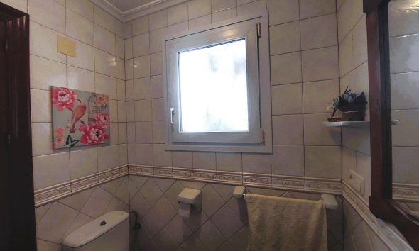 Resale - Villa - Torrevieja - Centro