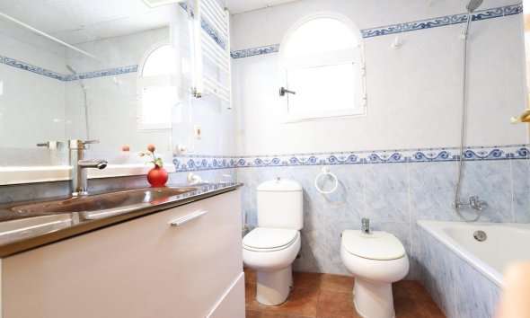 Resale - Villa - Orihuela Costa - Playa Flamenca