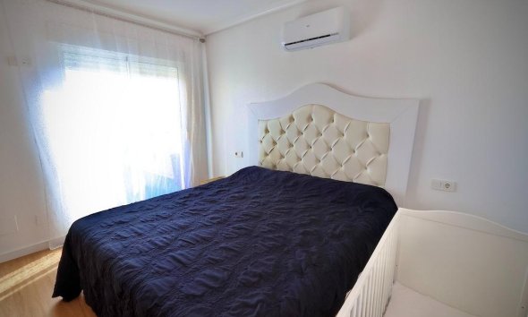 Resale - Villa - San Miguel de Salinas - Residencial los flamencos