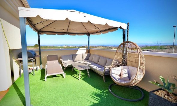 Resale - Villa - San Miguel de Salinas - Residencial los flamencos