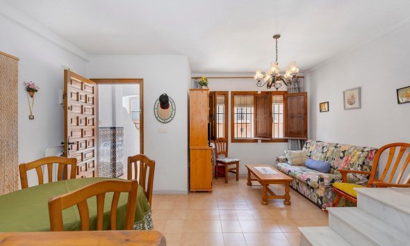 Reventa - Terraced house - Torrevieja - La Mata pueblo