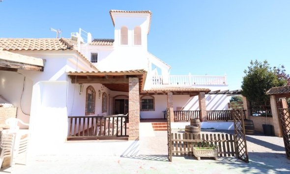 Resale - Commercial premises / Commercial unit / Retail space - Orihuela Costa - La Zenia