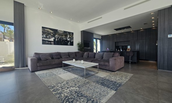 Resale - Villa - Orihuela Costa - Cabo Roig