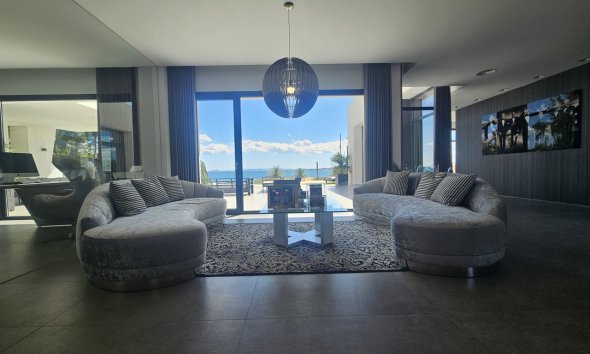 Resale - Villa - Orihuela Costa - Cabo Roig