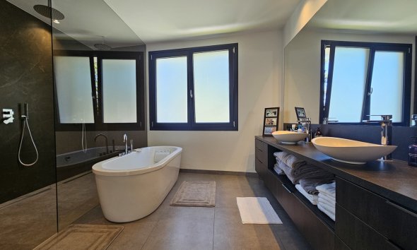 Resale - Villa - Orihuela Costa - Cabo Roig