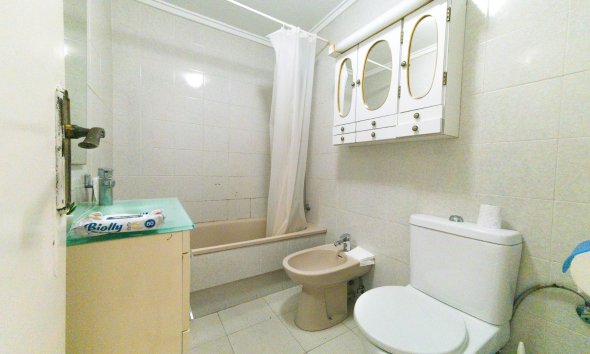 Resale - Apartment - Torrevieja - Playa de los Locos