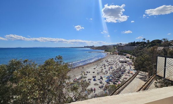 Resale - Villa - Orihuela Costa - Cabo Roig