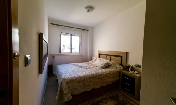 Resale - Apartment - Torrevieja - Playa de Los Locos-Curva del Palangre