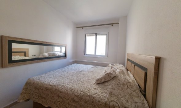 Resale - Apartment - Torrevieja - Playa de Los Locos-Curva del Palangre