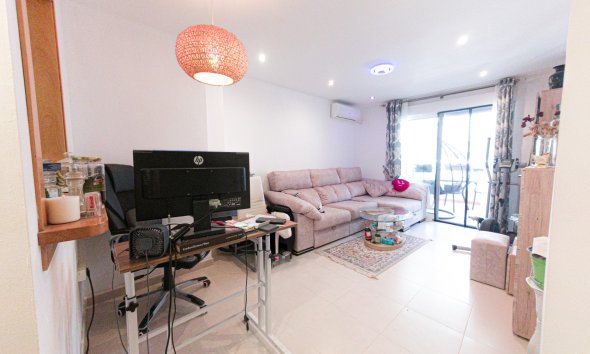 Resale - Apartment - Torrevieja - Playa de Los Locos-Curva del Palangre