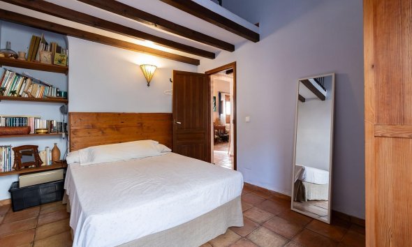 Resale - Villa - Los Martinez Del Puerto - Los Martínez del Puerto