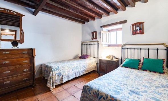 Resale - Villa - Los Martinez Del Puerto - Los Martínez del Puerto