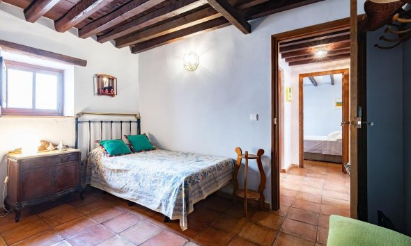 Resale - Villa - Los Martinez Del Puerto - Los Martínez del Puerto