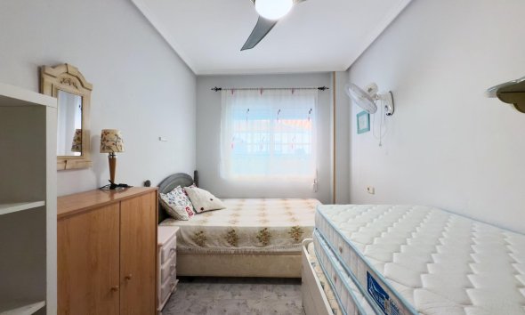 Reventa - Apartamento - Torrevieja - La Mata pueblo