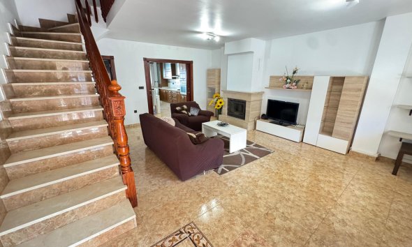 Reventa - Adosado - San Miguel de Salinas