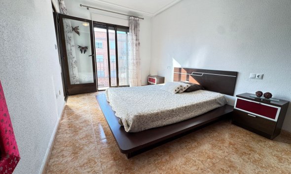 Reventa - Adosado - San Miguel de Salinas