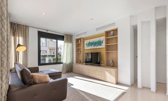 Resale - Villa - Orihuela Costa - La Zenia