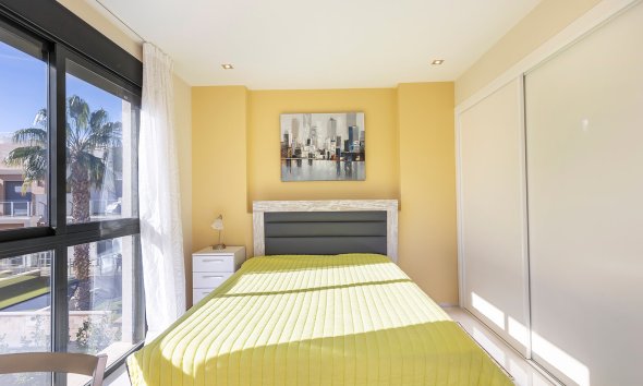 Resale - Villa - Orihuela Costa - La Zenia