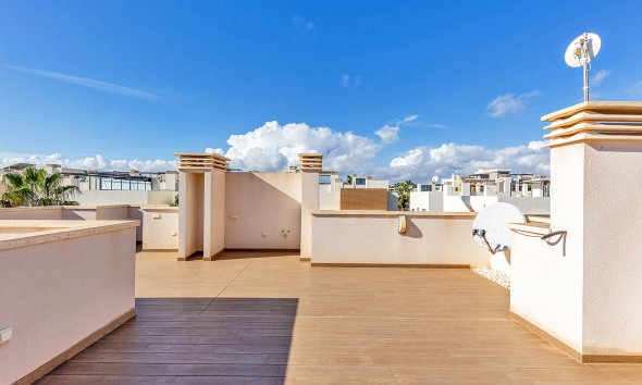 Resale - Villa - Orihuela Costa - La Zenia