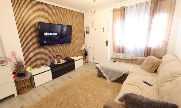 Resale - Terraced house / Townhouse - Pilar de la Horadada - Torre De La Horadada