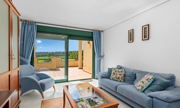 Resale - Apartment - Orihuela Costa - Campoamor