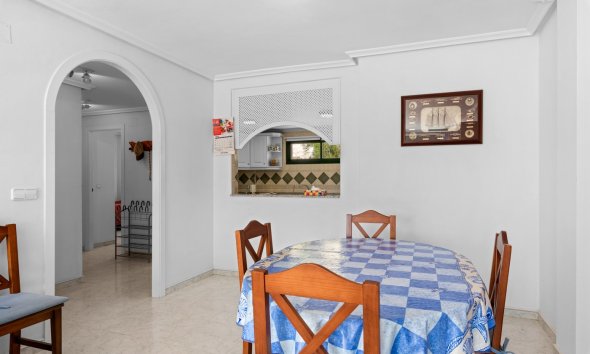 Resale - Apartment - Orihuela Costa - Campoamor