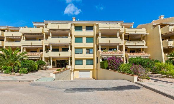 Resale - Apartment - Orihuela Costa - Campoamor