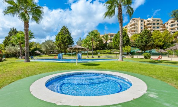 Resale - Apartment - Orihuela Costa - Campoamor
