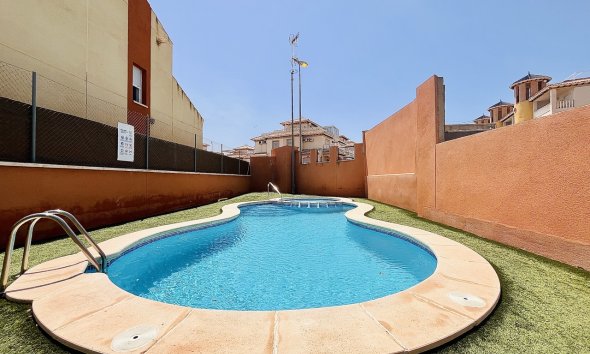Resale - Terraced house / Townhouse - Orihuela Costa - Cabo Roig