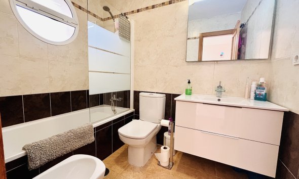 Resale - Terraced house / Townhouse - Orihuela Costa - Cabo Roig