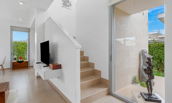 Resale - Villa - Orihuela Costa - Vistabella Golf