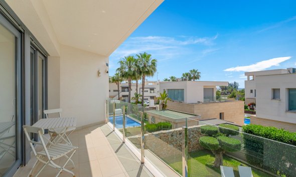 Resale - Villa - Orihuela Costa - Vistabella Golf