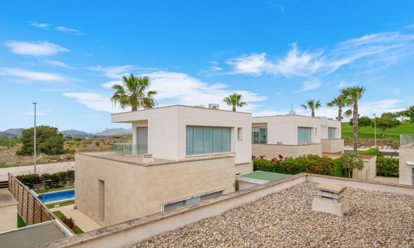 Resale - Villa - Orihuela Costa - Vistabella Golf