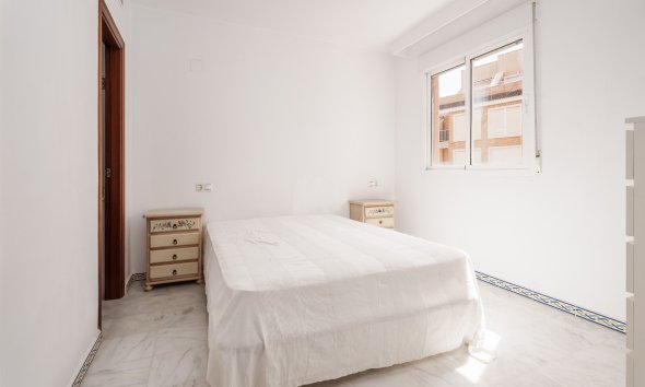 Resale - Apartment - Torrevieja - Playa Los Locos