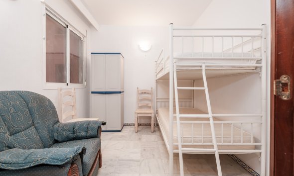 Resale - Apartment - Torrevieja - Playa Los Locos