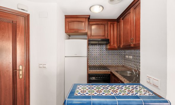 Resale - Apartment - Torrevieja - Playa Los Locos