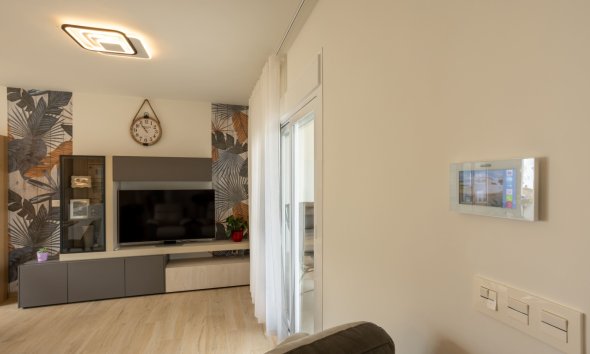 Resale - Apartment - Orihuela Costa - Villamartín
