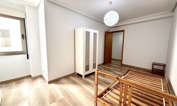 Reventa - Apartamento - Santa Pola