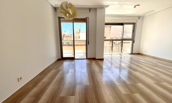 Reventa - Apartamento - Santa Pola