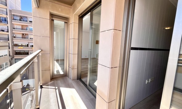 Reventa - Apartamento - Santa Pola