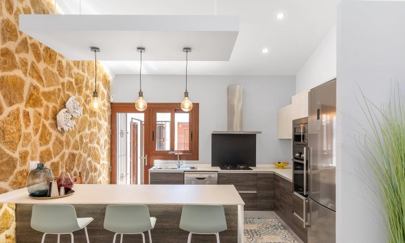 Resale - Villa - Orihuela Costa - Punta Prima